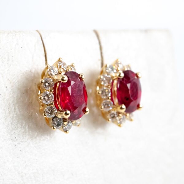 Aretes Studs Rubi Birmano Oval - Imagen 2