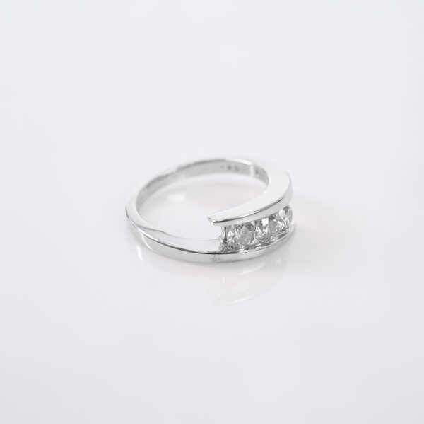 Anillo de diamantes - Imagen 2