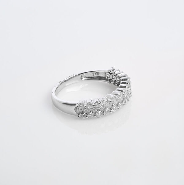 Anillo semi de diamantes - Imagen 2